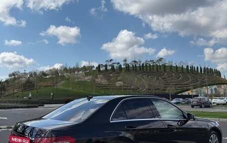 Mercedes-Benz E-Класс, 2011 год, 19 фотография