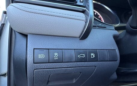 Toyota Camry, 2018 год, 2 200 000 рублей, 13 фотография