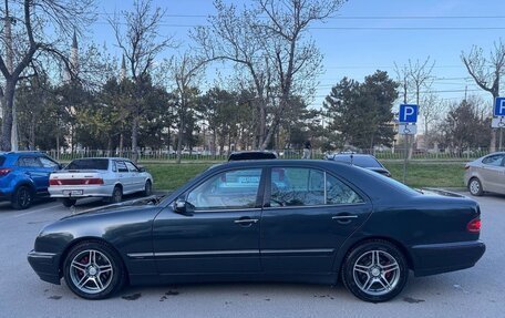 Mercedes-Benz E-Класс, 1999 год, 850 000 рублей, 3 фотография