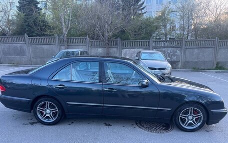 Mercedes-Benz E-Класс, 1999 год, 850 000 рублей, 4 фотография