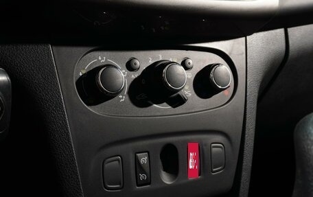 Renault Sandero II рестайлинг, 2018 год, 1 080 222 рублей, 24 фотография