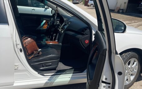 Toyota Camry, 2010 год, 1 450 000 рублей, 4 фотография