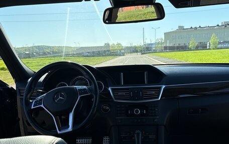 Mercedes-Benz E-Класс, 2010 год, 7 фотография