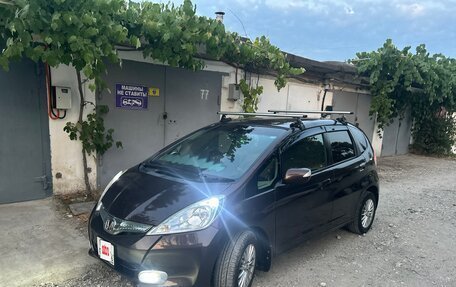Honda Fit III, 2012 год, 900 000 рублей, 5 фотография