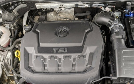 Volkswagen Tiguan II, 2016 год, 2 320 000 рублей, 9 фотография