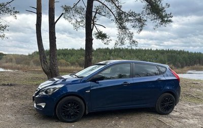 Hyundai Solaris II рестайлинг, 2015 год, 1 100 000 рублей, 1 фотография