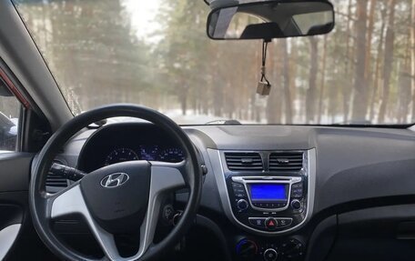 Hyundai Solaris II рестайлинг, 2013 год, 790 000 рублей, 9 фотография
