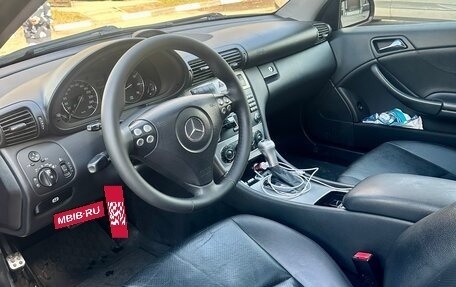 Mercedes-Benz C-Класс, 2006 год, 1 150 000 рублей, 9 фотография