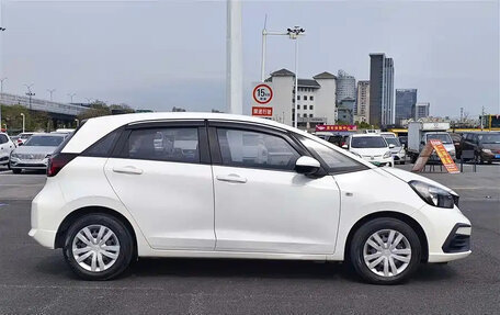 Honda Fit, 2021 год, 1 023 000 рублей, 6 фотография