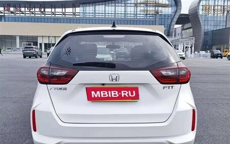 Honda Fit, 2021 год, 1 023 000 рублей, 5 фотография