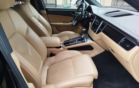 Porsche Macan I рестайлинг, 2016 год, 3 050 000 рублей, 10 фотография