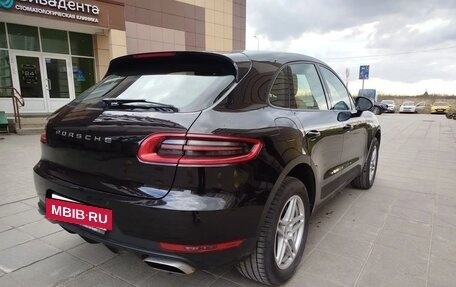 Porsche Macan I рестайлинг, 2016 год, 3 050 000 рублей, 4 фотография