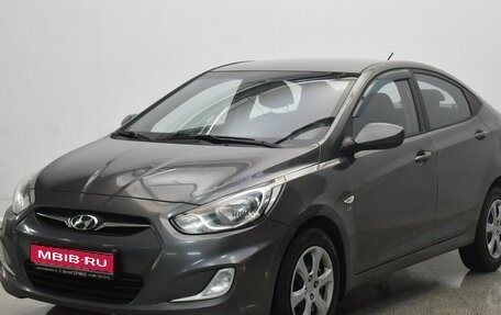 Hyundai Solaris II рестайлинг, 2011 год, 650 000 рублей, 1 фотография