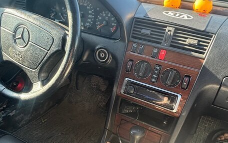 Mercedes-Benz C-Класс, 1994 год, 270 000 рублей, 7 фотография