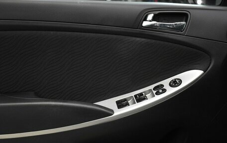 Hyundai Solaris II рестайлинг, 2011 год, 650 000 рублей, 9 фотография