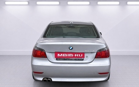 BMW 5 серия, 2007 год, 1 055 000 рублей, 3 фотография