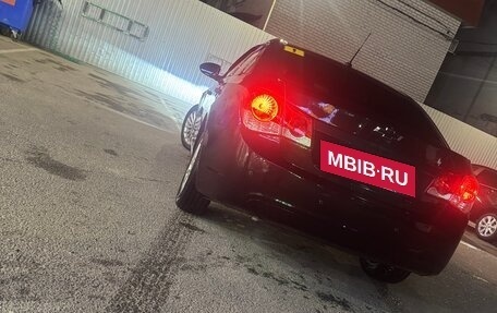 Chevrolet Cruze II, 2010 год, 500 000 рублей, 11 фотография