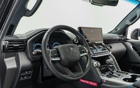 Toyota Land Cruiser, 2026 год, 15 590 000 рублей, 12 фотография