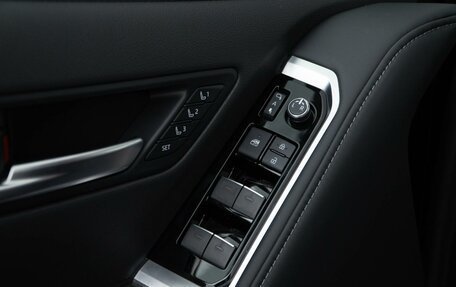 Toyota Land Cruiser, 2025 год, 14 649 999 рублей, 26 фотография