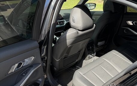 BMW 3 серия, 2019 год, 3 420 000 рублей, 11 фотография