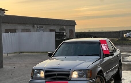 Mercedes-Benz E-Класс, 1994 год, 250 000 рублей, 6 фотография