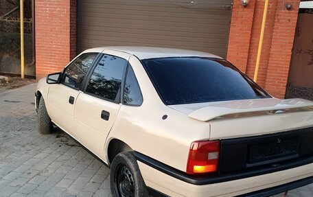 Opel Vectra A, 1990 год, 125 000 рублей, 4 фотография