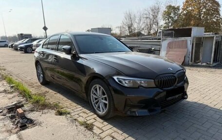 BMW 3 серия, 2022 год, 2 180 000 рублей, 1 фотография
