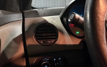 Chevrolet Cruze II, 2012 год, 650 000 рублей, 4 фотография