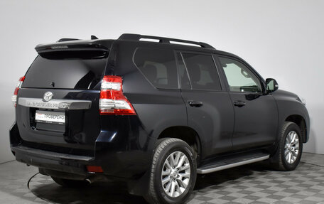 Toyota Land Cruiser Prado 150 рестайлинг 2, 2017 год, 3 600 000 рублей, 5 фотография