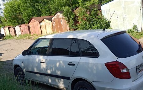 Skoda Fabia II, 2008 год, 240 000 рублей, 4 фотография