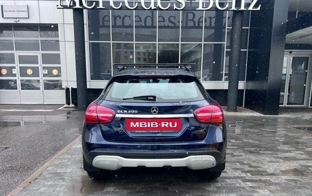 Mercedes-Benz GLA, 2018 год, 1 460 000 рублей, 11 фотография