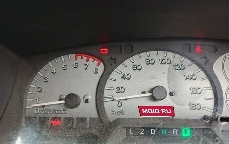 Mitsubishi Delica IV, 1999 год, 650 000 рублей, 4 фотография