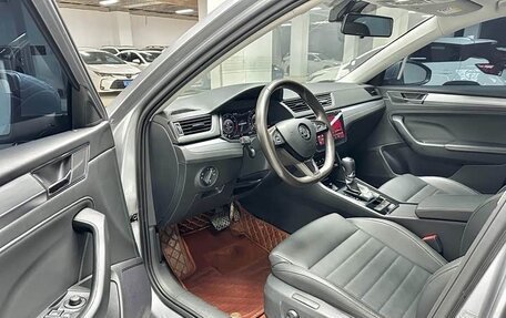 Skoda Superb III рестайлинг, 2022 год, 1 730 000 рублей, 8 фотография