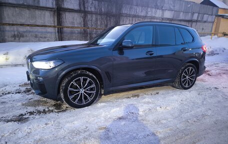 BMW X5, 2021 год, 9 300 000 рублей, 2 фотография