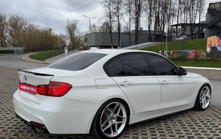 BMW 3 серия, 2012 год, 1 900 000 рублей, 4 фотография