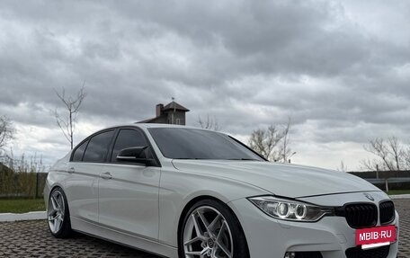 BMW 3 серия, 2012 год, 1 900 000 рублей, 3 фотография