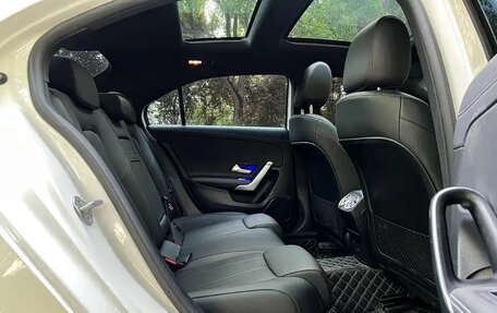 Mercedes-Benz A-Класс, 2022 год, 1 736 069 рублей, 21 фотография