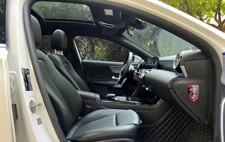 Mercedes-Benz A-Класс, 2022 год, 1 736 069 рублей, 16 фотография