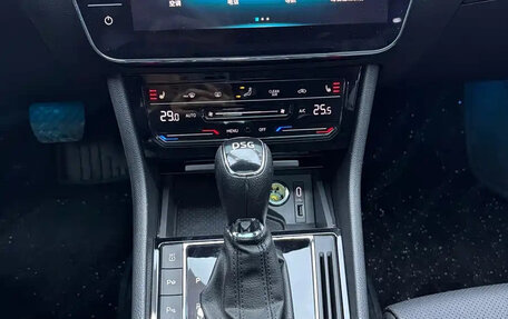 Skoda Superb III рестайлинг, 2023 год, 1 655 017 рублей, 15 фотография