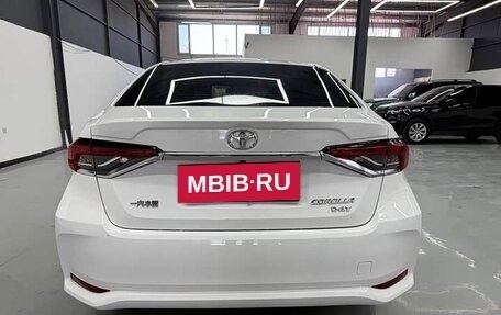 Toyota Corolla, 2022 год, 1 370 000 рублей, 4 фотография