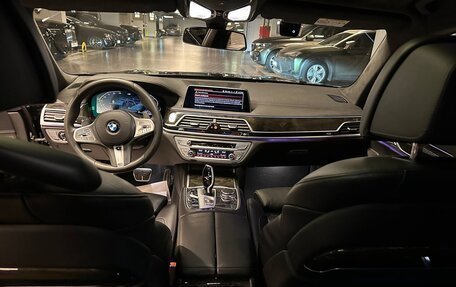 BMW 7 серия, 2019 год, 5 900 000 рублей, 15 фотография