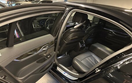 BMW 7 серия, 2019 год, 5 900 000 рублей, 24 фотография