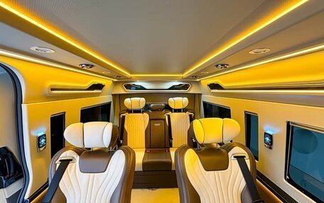 Toyota HiAce H300, 2023 год, 10 100 000 рублей, 13 фотография