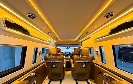 Toyota HiAce H300, 2023 год, 10 100 000 рублей, 14 фотография