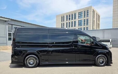 Toyota HiAce H300, 2025 год, 14 660 000 рублей, 4 фотография