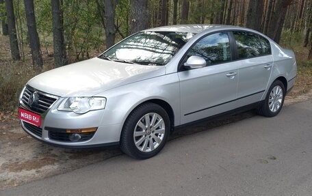 Volkswagen Passat B6, 2006 год, 650 000 рублей, 1 фотография