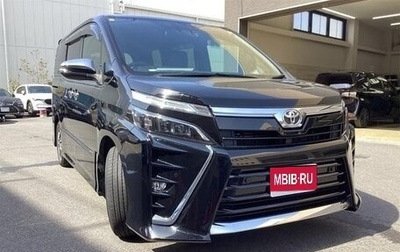 Toyota Voxy III, 2021 год, 1 870 000 рублей, 1 фотография