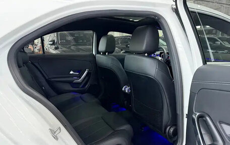 Mercedes-Benz A-Класс, 2023 год, 1 340 017 рублей, 15 фотография