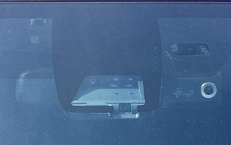 Toyota Voxy III, 2021 год, 1 870 000 рублей, 25 фотография