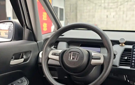 Honda Fit, 2022 год, 1 000 000 рублей, 9 фотография